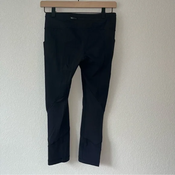 Lululemon Black Pace Rival Cropped Athletic Leggings 22” Size 4 - Picture 3 of 6